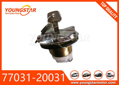 77031-60019 69058-87403 69058-60071 Suku Cadang Mesin Mobil Toyota 77031-20031 Mengunci Tutup Tangki Bahan Bakar