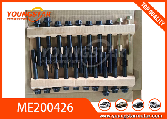 OEM ME200426 Bolt Kepala Silinder Untuk Mesin Mitsubishi 4M40 4M40T Dengan Bahan Baja